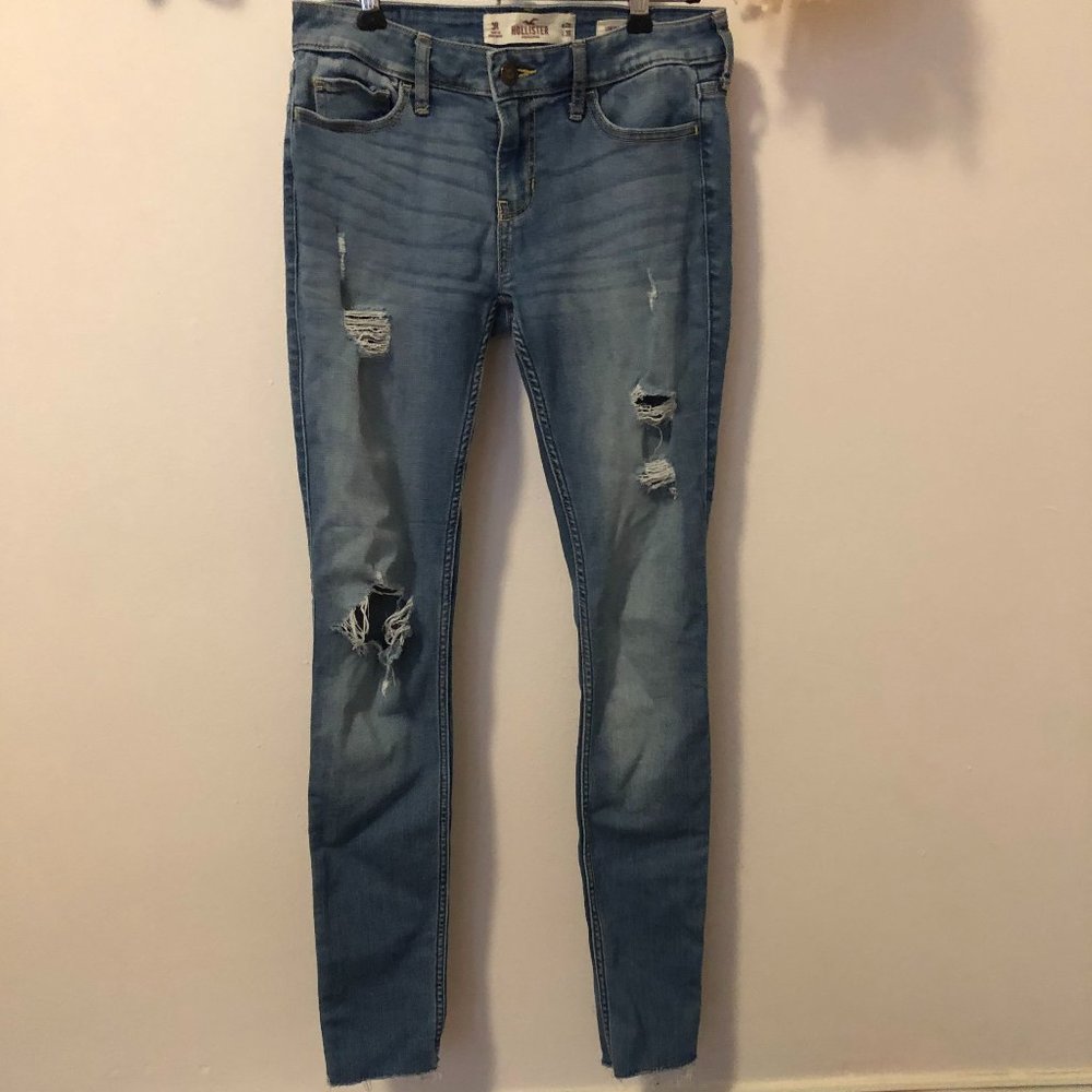 HOLLISTER LOW RISE SKINNY RIPPED JEANS